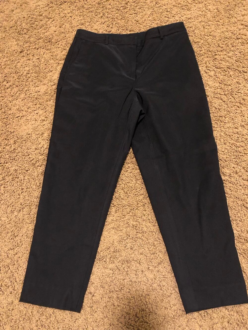 Womyn pegged black dress pants with pockets women's size 10